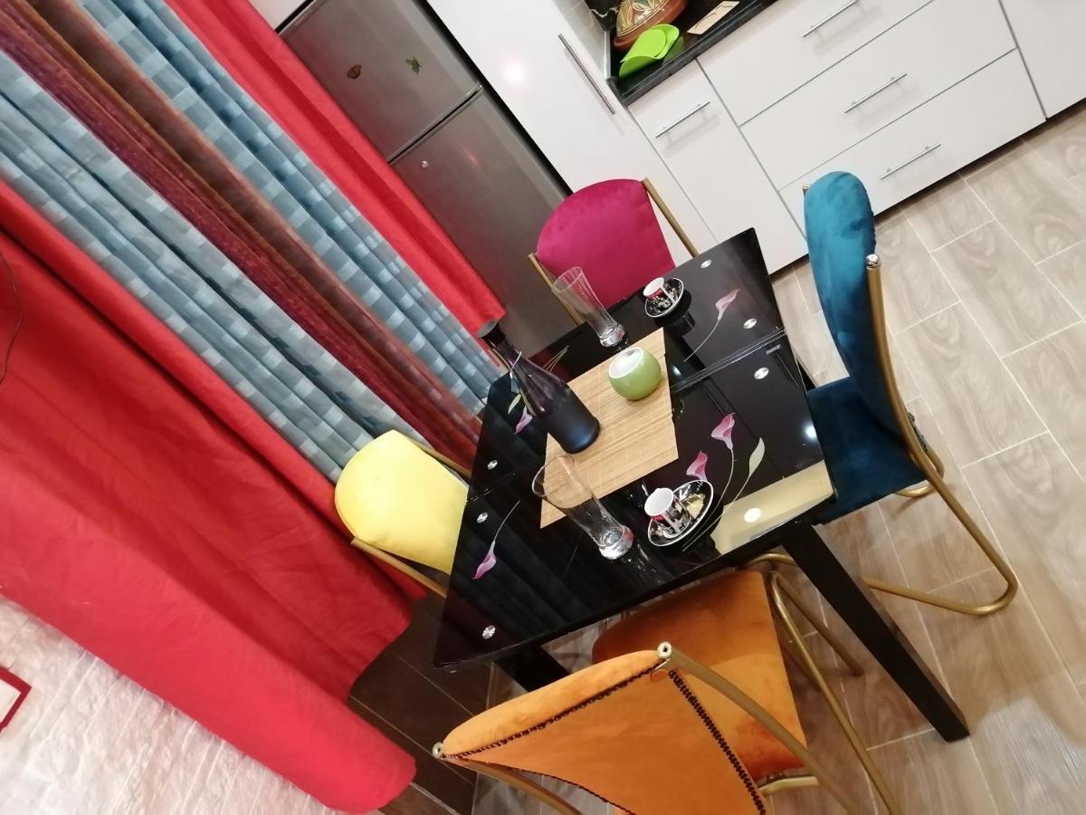 Ryan 1 Apartment Fes Luaran gambar